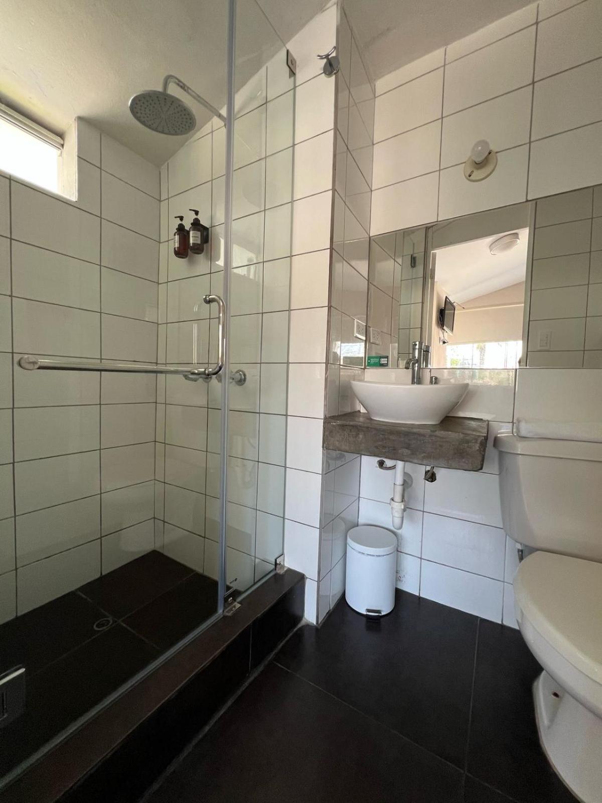 Wasi Aeropuerto Bed and breakfast Lima